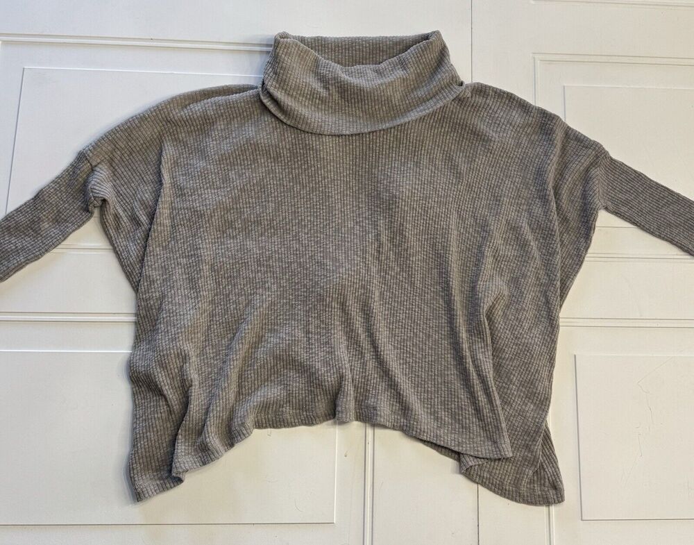 Free People FP Beach Sz S World Traveler Cowl Neck Split Open Back Sweater Gray